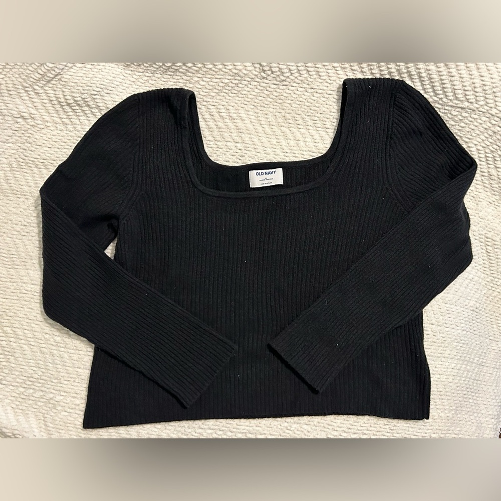 Old Navy Black Cropped Sweater